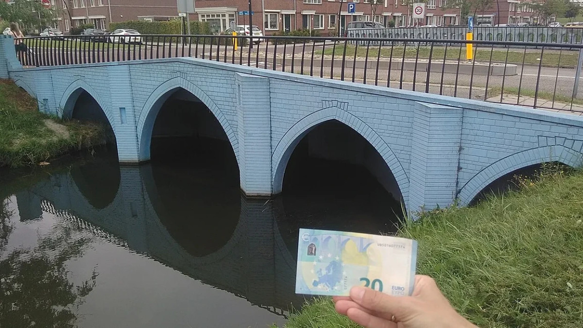 Mund të vizitoni çdo urë që gjendet në pjesën e pasme të kartëmonedhave euro - dhe të gjitha janë në një qytet