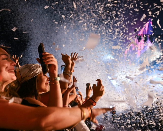 Festivalet nuk sjellin vetëm muzikë, por edhe miliona euro - Sunny Hill ndër festivalet me ndikimin më të madh në rajon