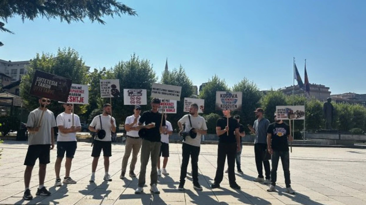 ​Protestë kundër Ligjit për Shtetësinë, kërkohet publikimi i numrit të aplikuesve serbë